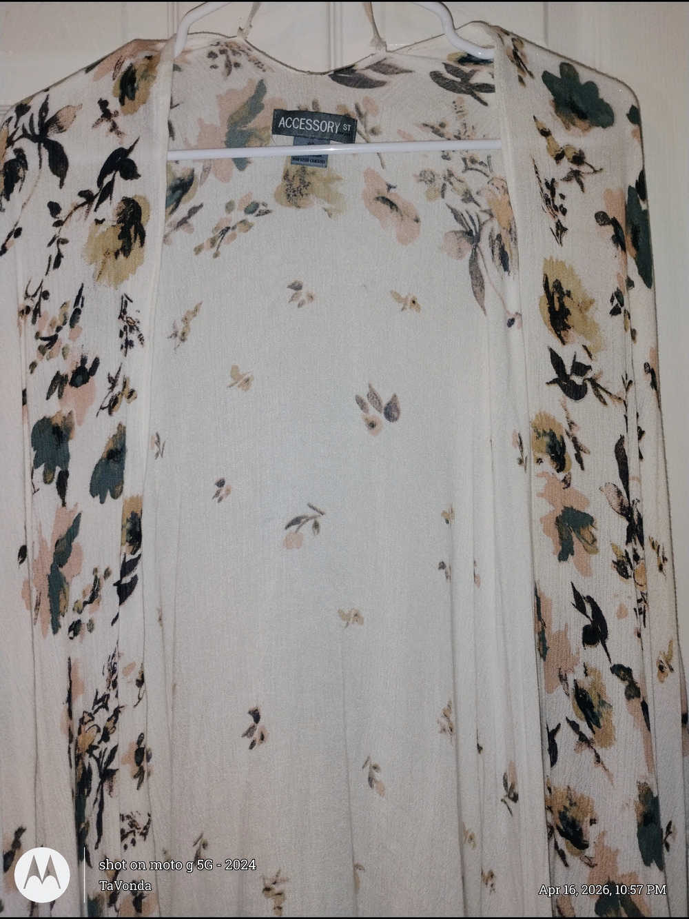 💕Accessory St. Cream Floral Kimono Cover-Up PTP 30+"💕